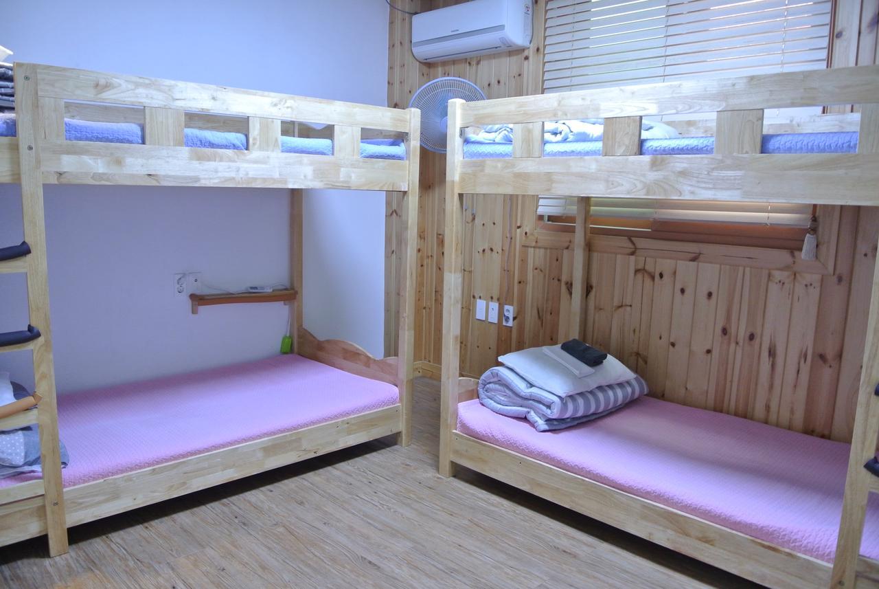 My Mother Guesthouse Jeju Exterior photo